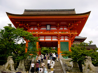 Fotografía del Templo de Kiyomizu-dera (Nioumon)