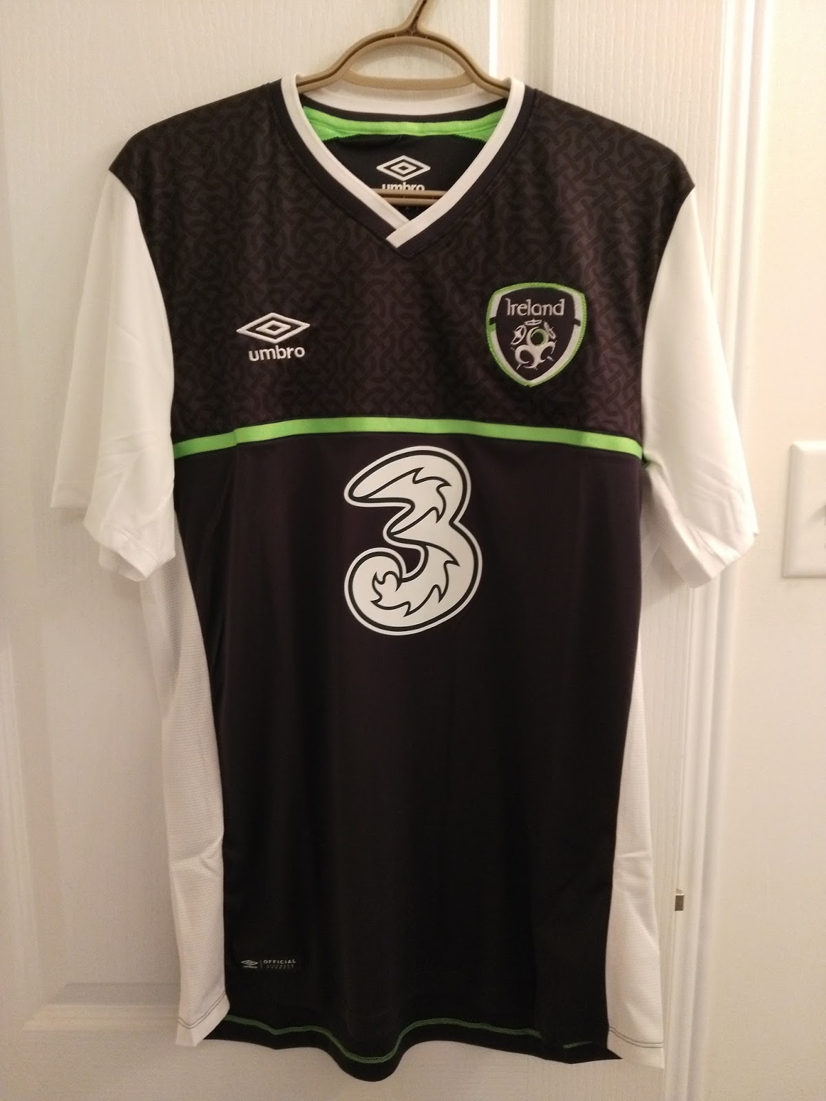 My Umbro Football Jerseys Collection Ireland 2015 Away S/S Jersey