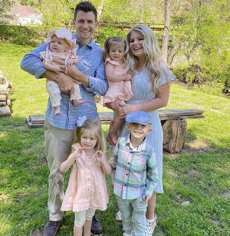 Bates Family Blog Bates Updates and Pictures Gil and Kelly 19 Kids Bringing Up Bates UP