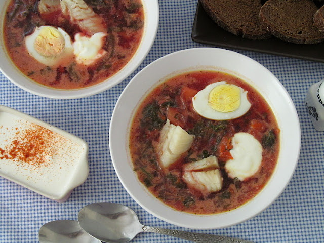 Зелёный борщ с рыбой и щавелем