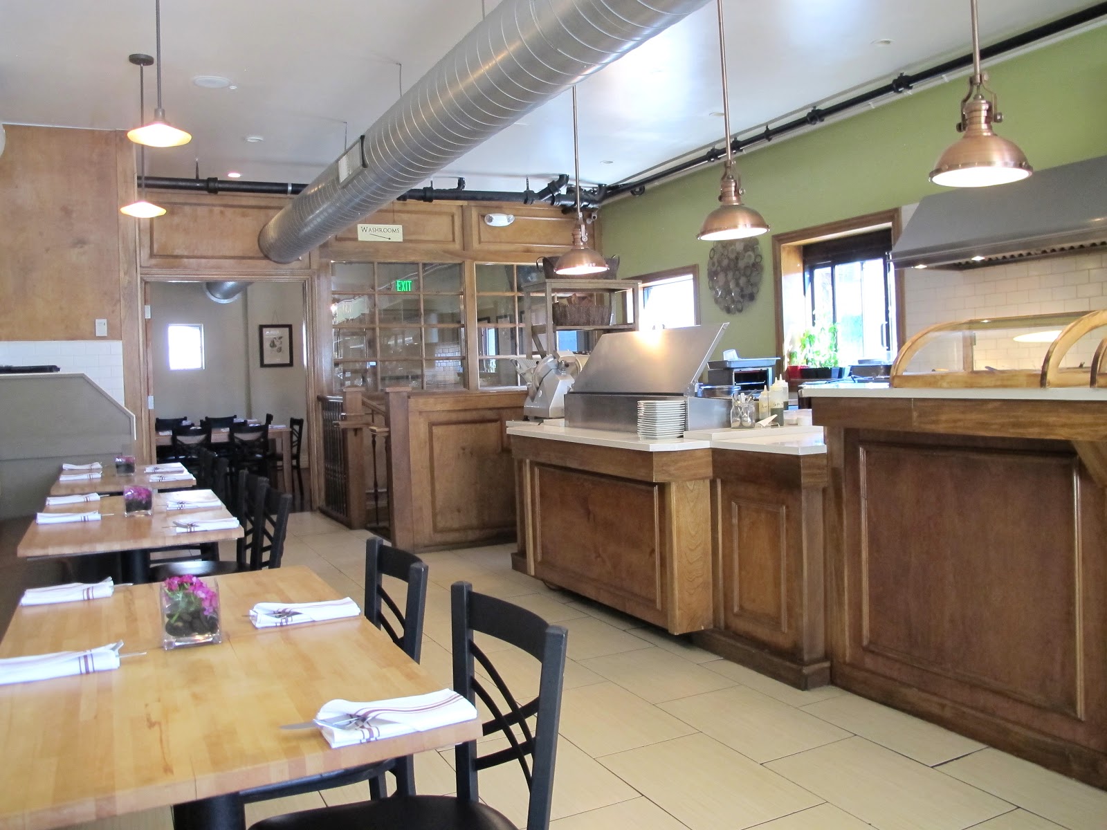 Robin Talks, Cooks and Travels Spuntino, a neighborhood Italian style