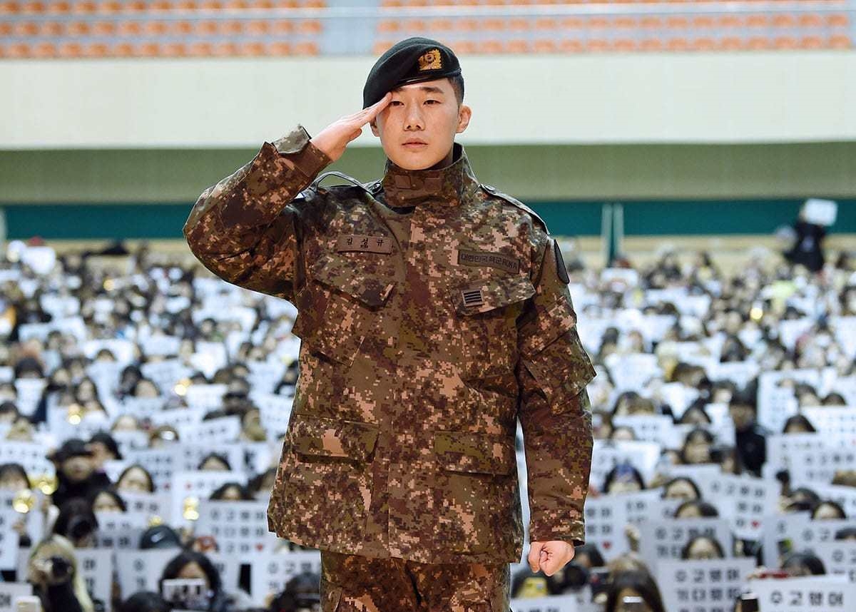 INFINITE's Sunggyu Officially Finished Mandatory Military Service Today