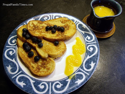 French Toast with Peach Sauce