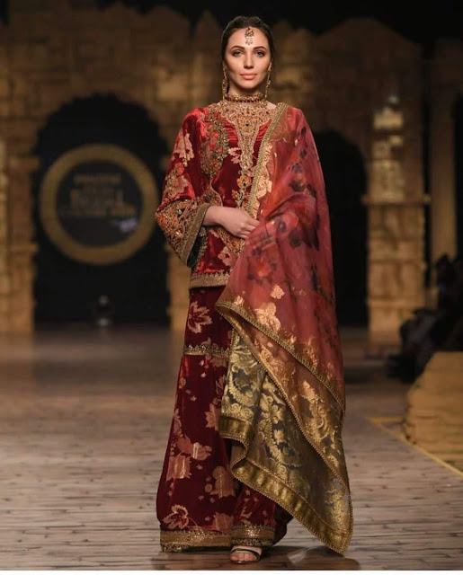 Exclusive Clicks of Famous Stars from Hum Bridal Couture Week 2020 9 Exclusive Clicks of Famous Stars from Hum Bridal Couture Week 2020