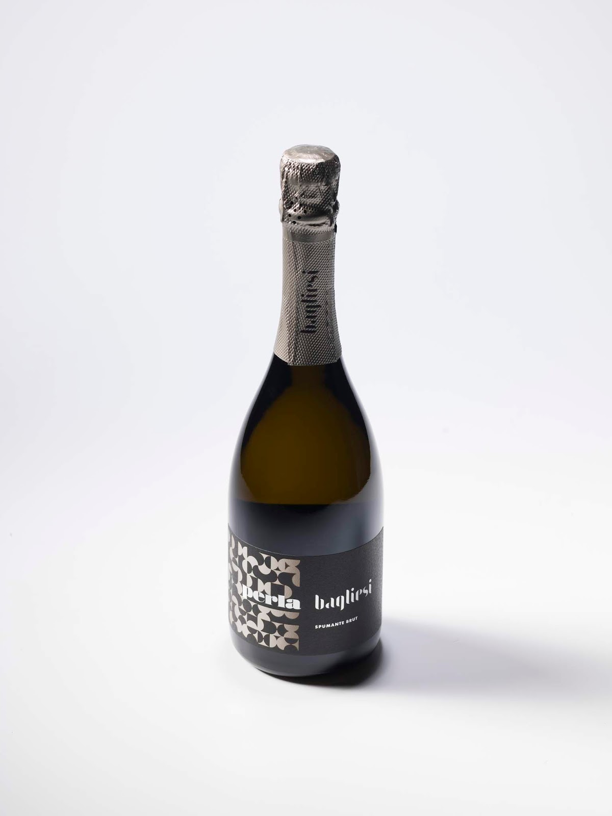 Perla Sparkling Wine Packaging Of The World