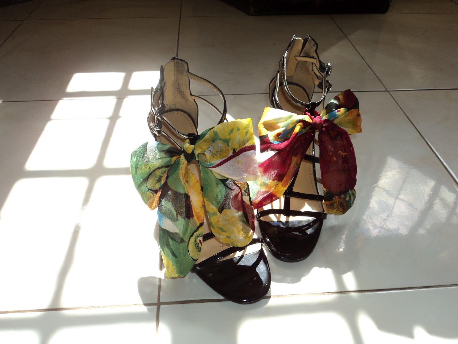 The Jonesses Style DIY shoe ribbon accessory