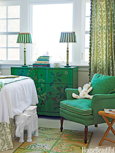 Decorating With Emerald Green Pantone S Color Of The Year