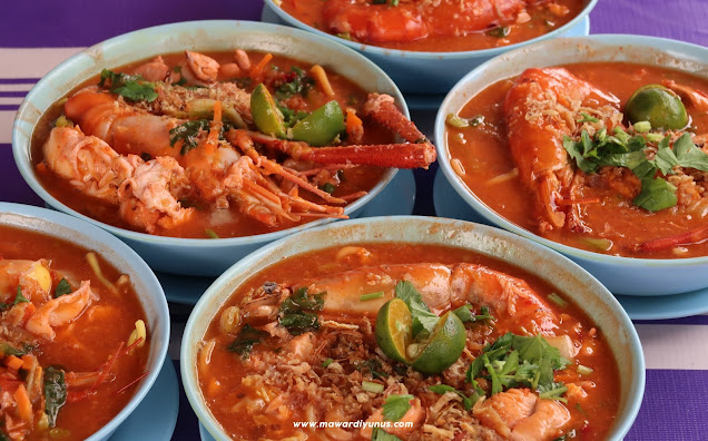 mee udang galah gerai makan azizah