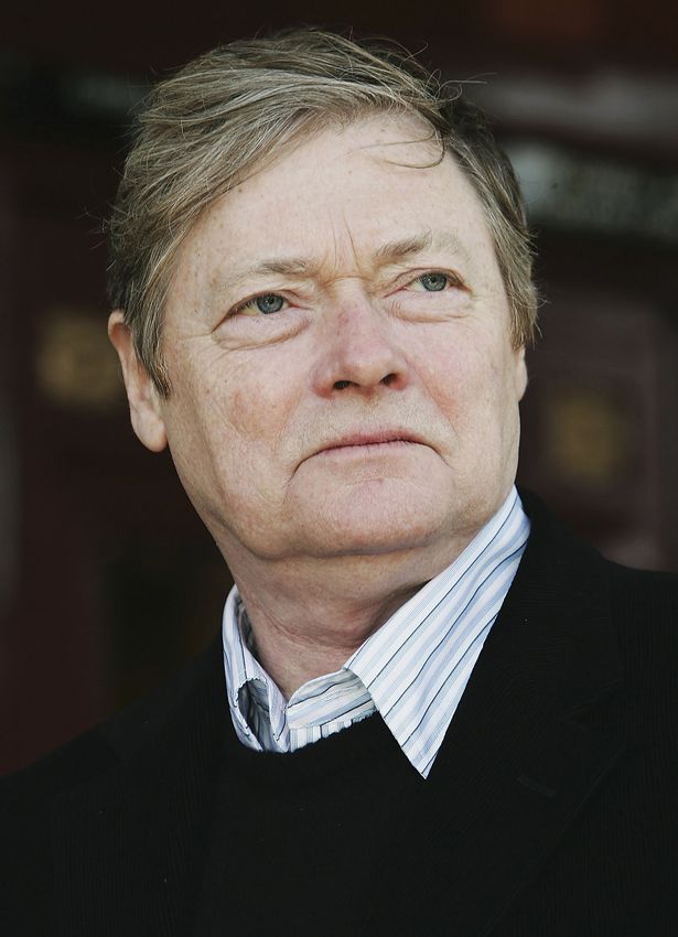 Simon Ward Simon Ward