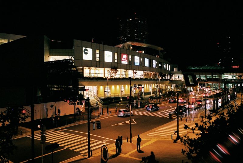 Pusat Belanja Lazona Kawasaki Plaza