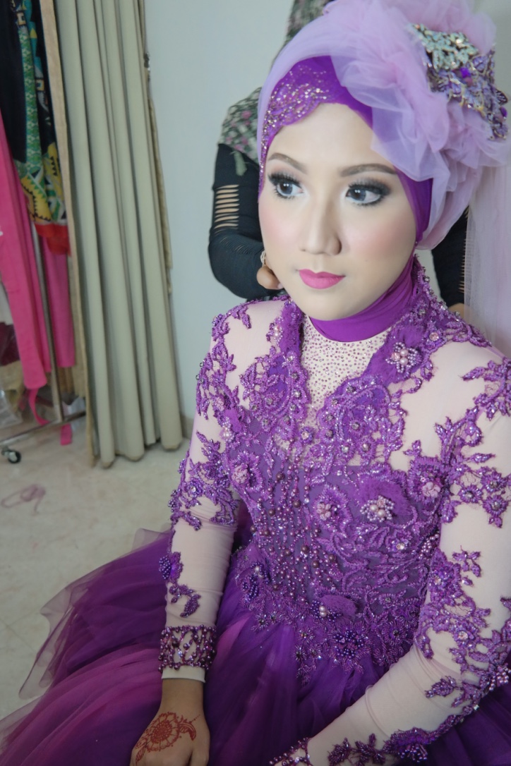 Vannesza Makeup Artist Bandung - Pengantin Hijab Elmaliza & Dandan 19