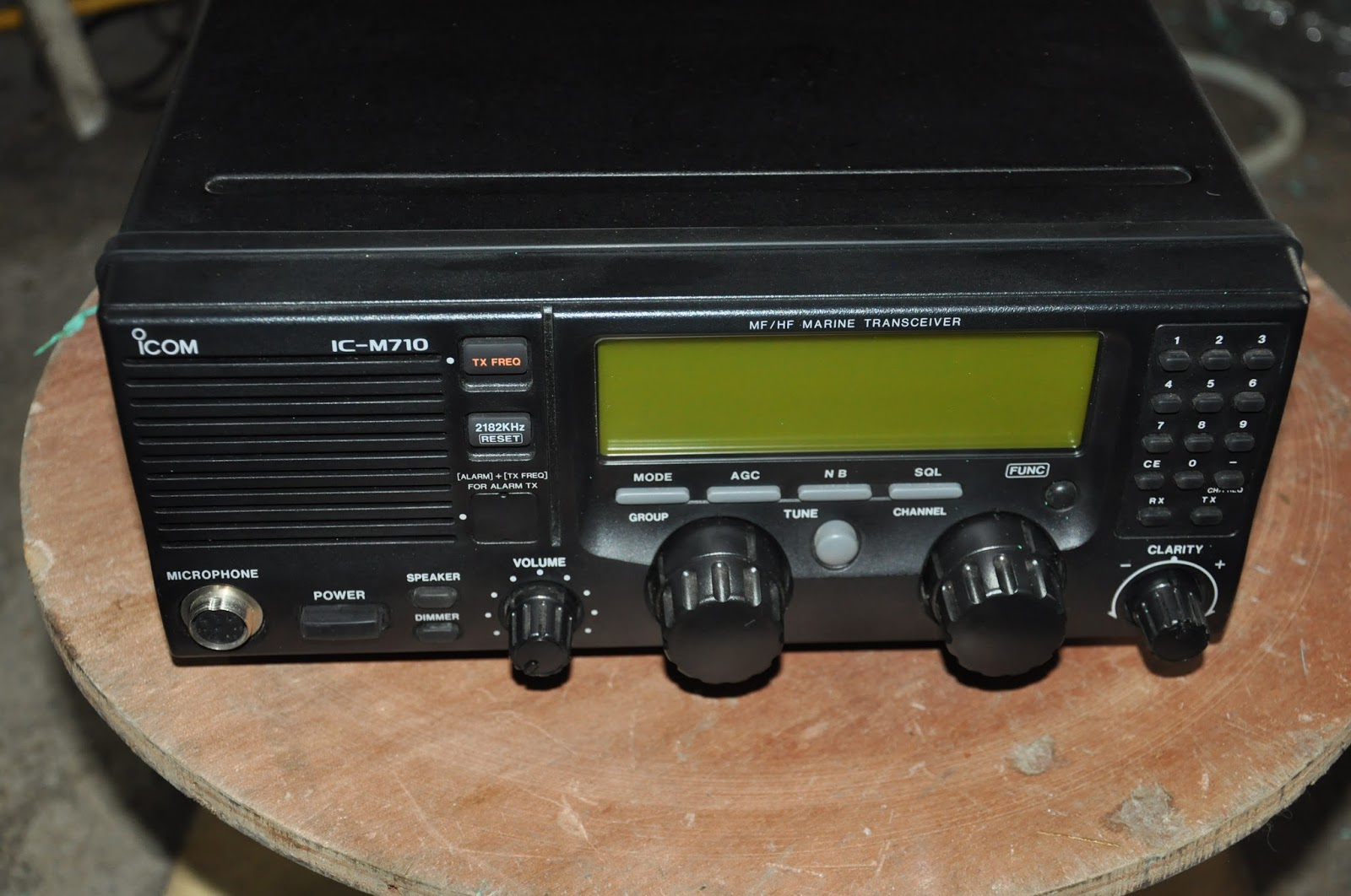 GERNAR ELEKTRONIK: DIJUAL RADIO ICOM IC-M710 2nD Mic ori, dc cord opc ...