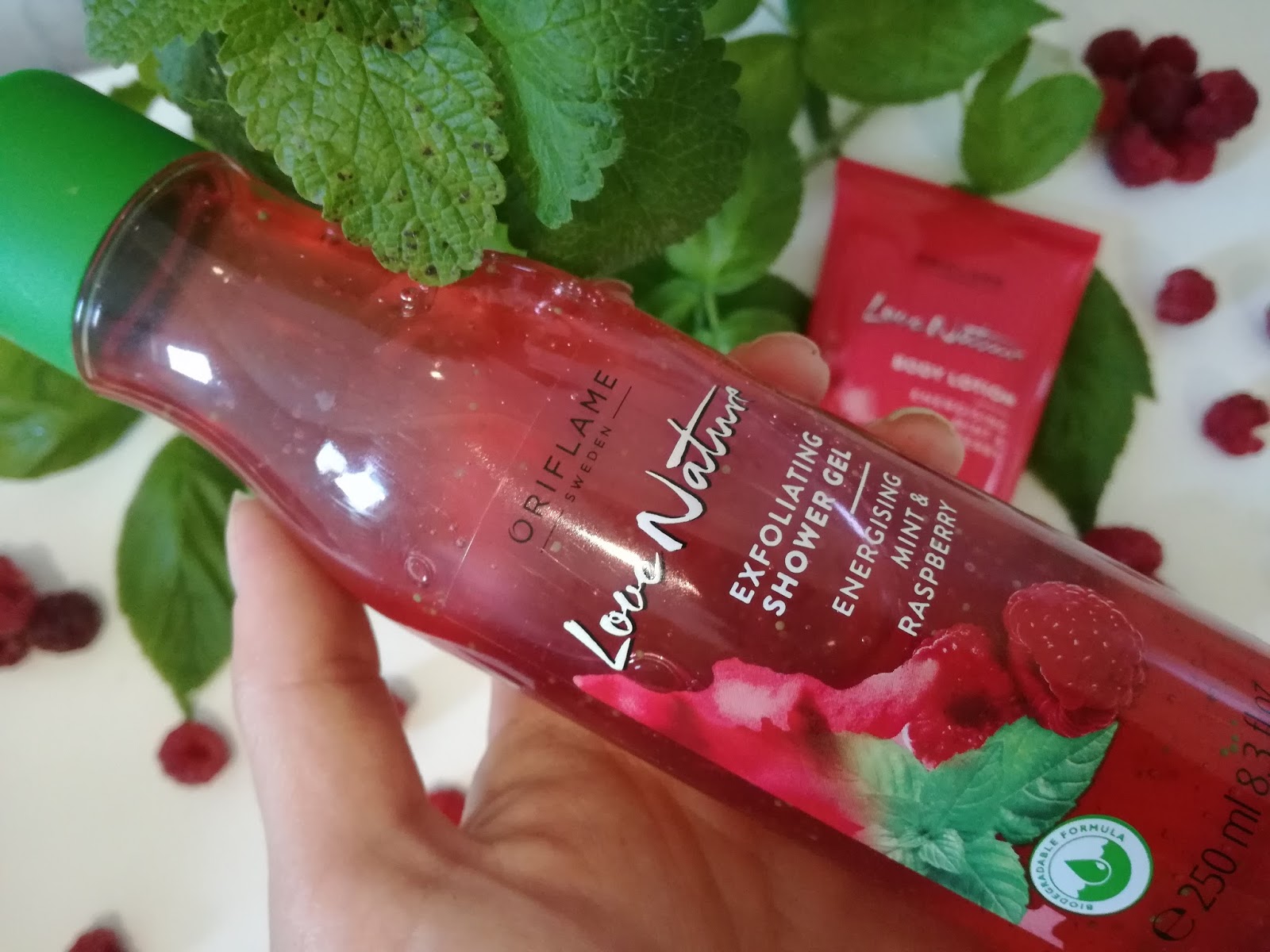 oriflame-love-nature-energising-mint-raspberry oriflame-love-nature-energising-mint-raspberry