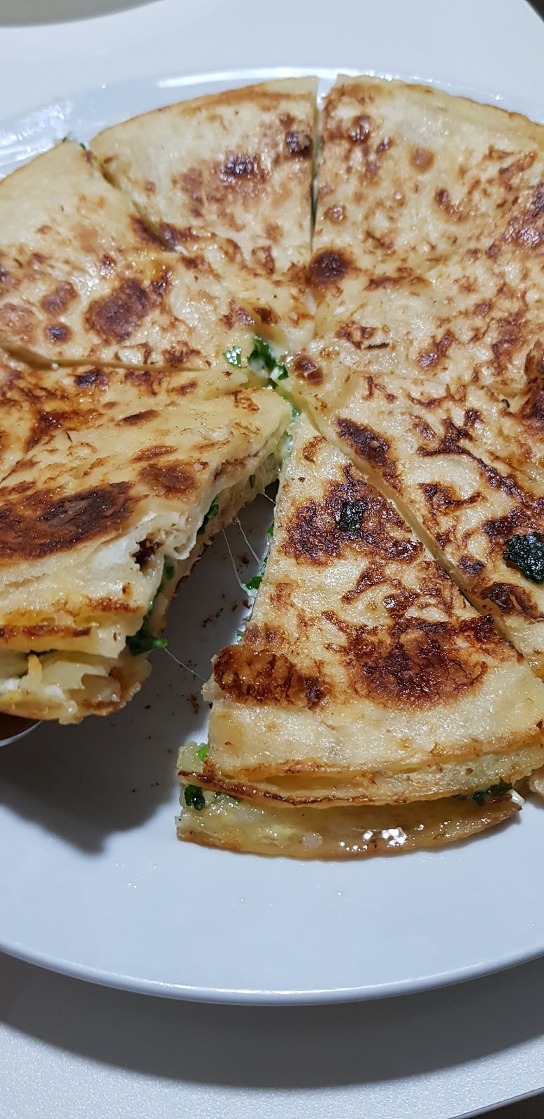 TATESAL LAVAŞTAN BÖREK