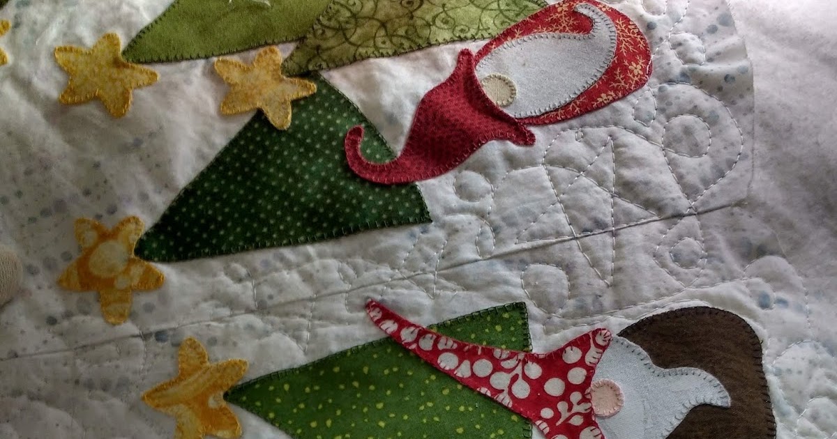 S S and S Quilts Gnome Tree Skirt
