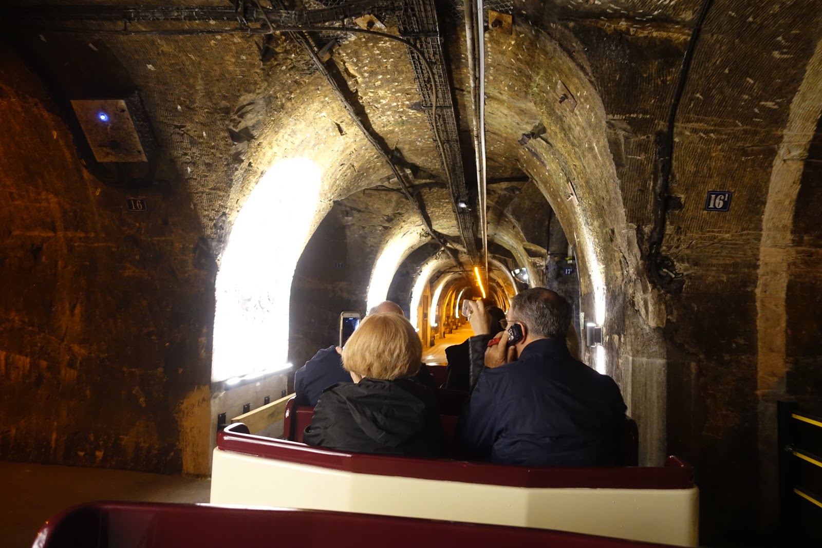 schillerwine Cellar Tour and Tasting at Mercier in Épernay Bourgogne