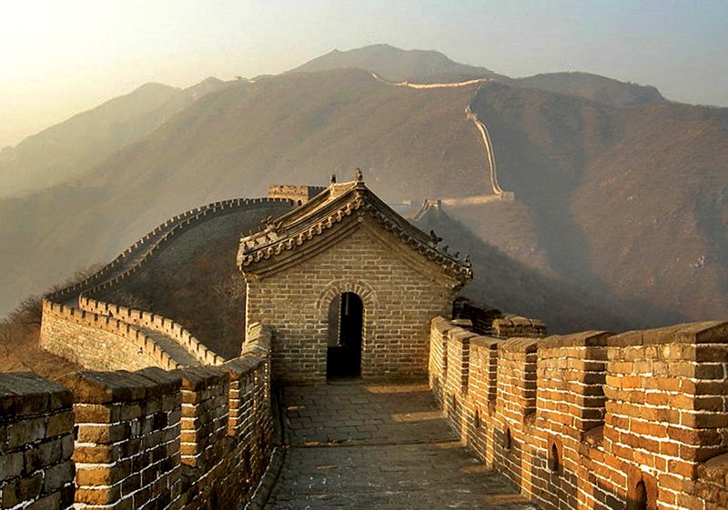 Conoce los Templos y Construcciones más impresionantes del mundo La Gran Muralla China Conoce los Templos y Construcciones más impresionantes del mundo La Gran Muralla China