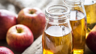 Vinagre de maçã – Benefícios, forma de usar no cabelo e receita caseira