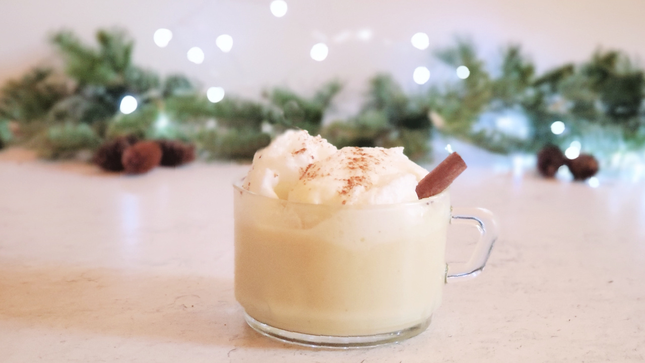 How to Make Homemade Eggnog