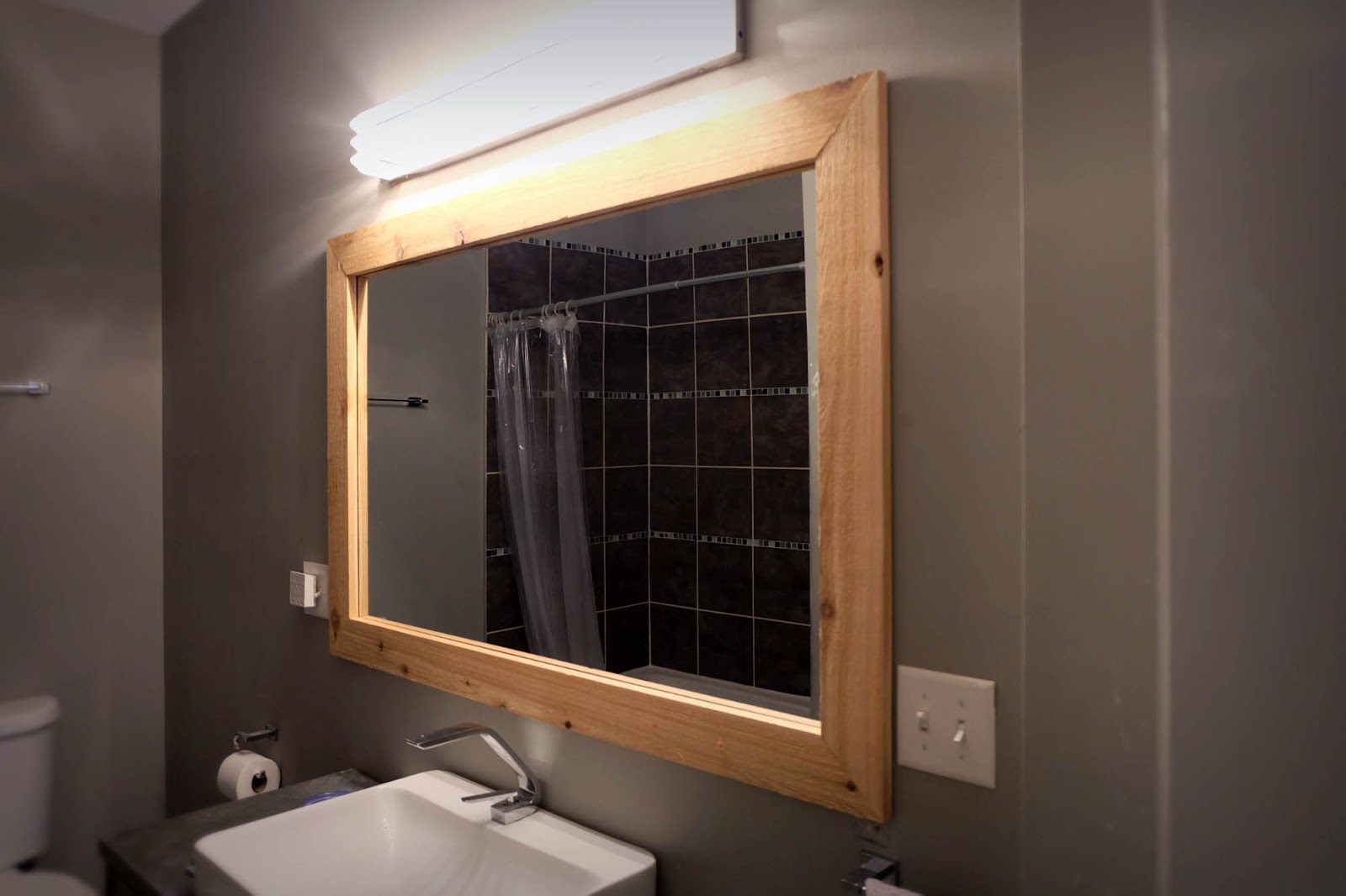 How To Frame A Bathroom Mirror Over Plastic Clips