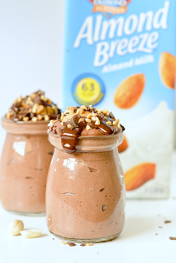 HOW TO MAKE CHOCOLATE CHIA SEED PUDDING