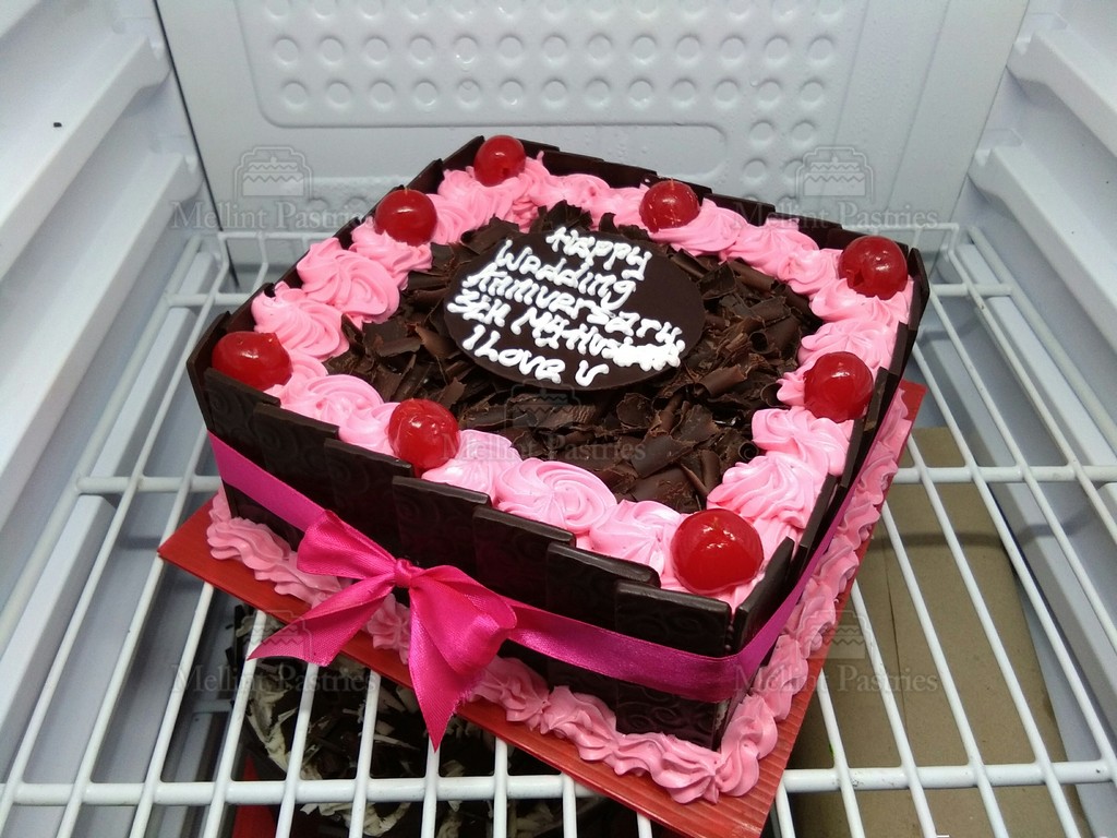 Blackforest Model 84 Spesialis Kue ulang tahun jogja