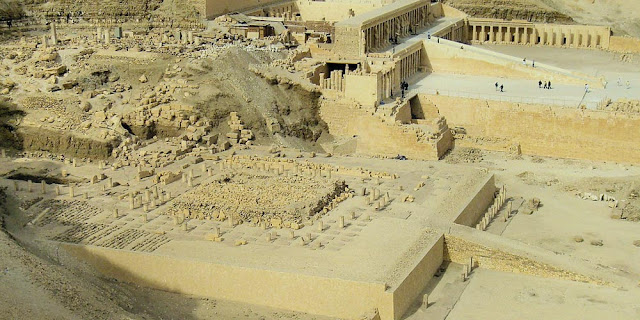 Mentuhotep II Temple - Tourism in Luxor - www.tripsinegypt.com