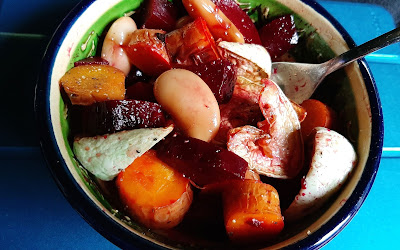 Bean, beetroot, carrot andpatty pan salad