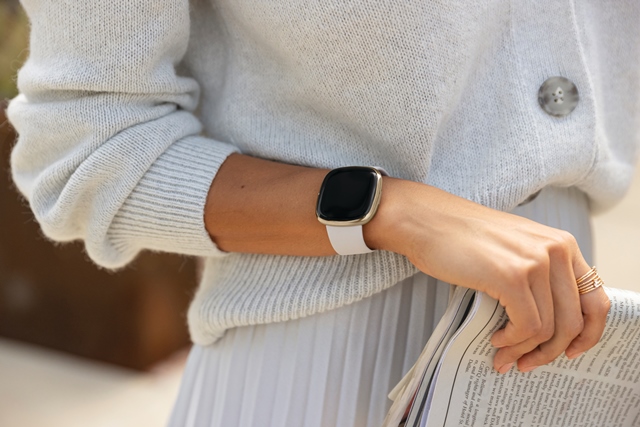 Sunshine Kelly | Beauty . Fashion . Lifestyle . Travel . Fitness: Fitbit Debuts Sense, its Most