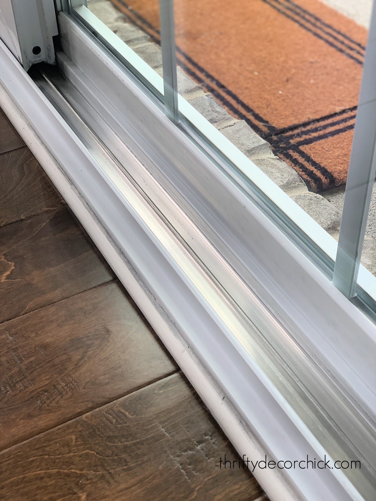 How to Clean Filthy Window Tracks and Sills Thrifty Decor Chick