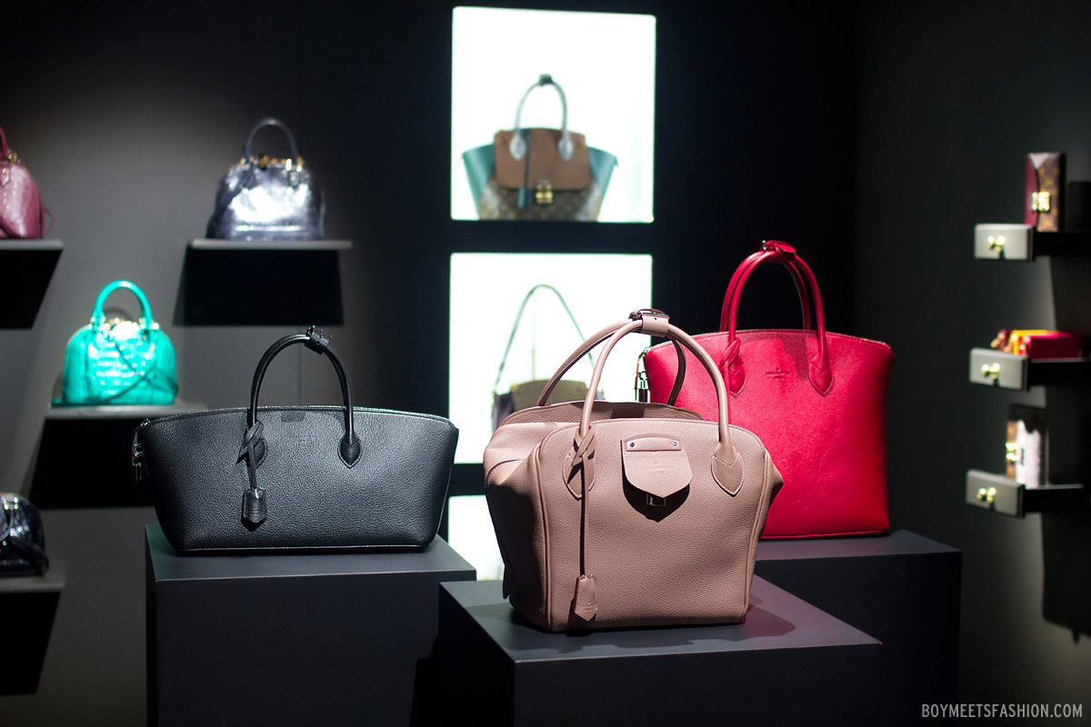 The Style Book !!: Louis Vuitton : Handbags Collection 2013