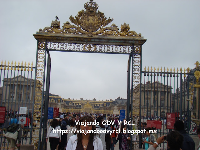 Que hacer, donde ir, que visitar en Palacio de Versalles. Puerta principal
