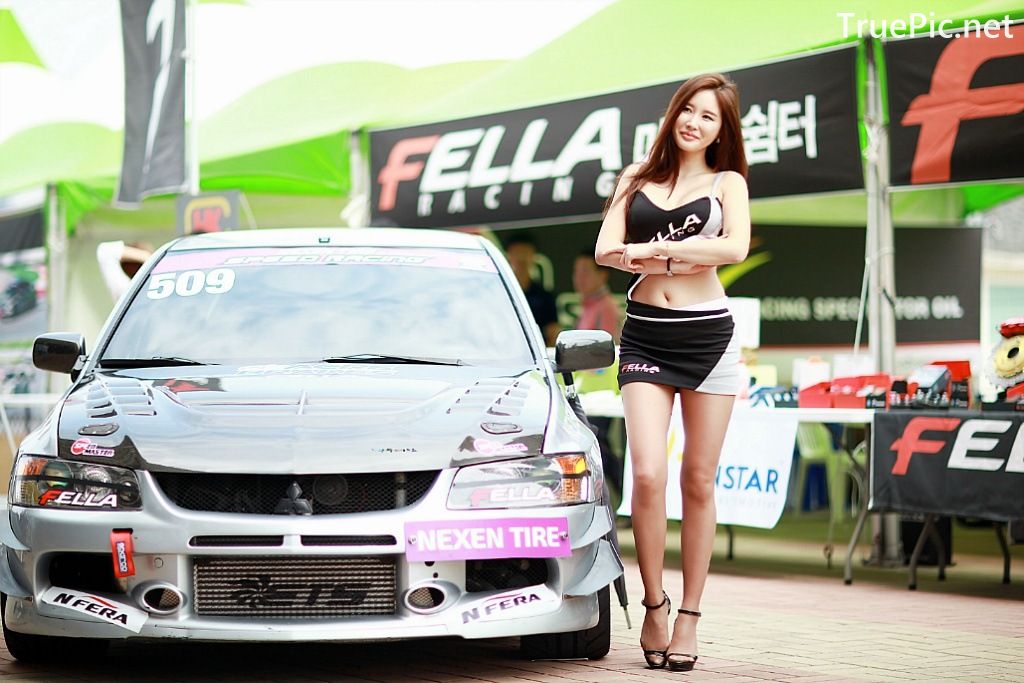 Image-Korean-Racing-Model-Cheon-Se-Ra-At-Incheon-Korea-Tuning-Festival-TruePic.net- Picture-36