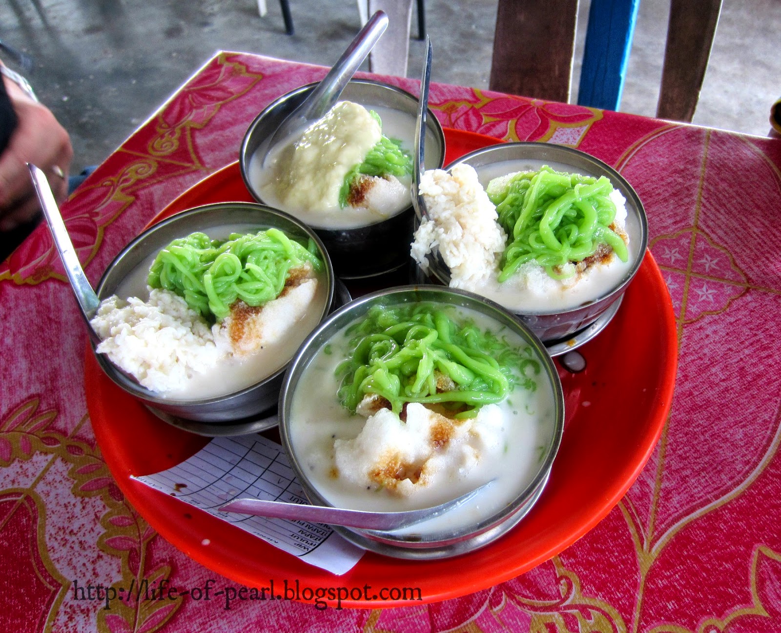 Image result for minum cendol