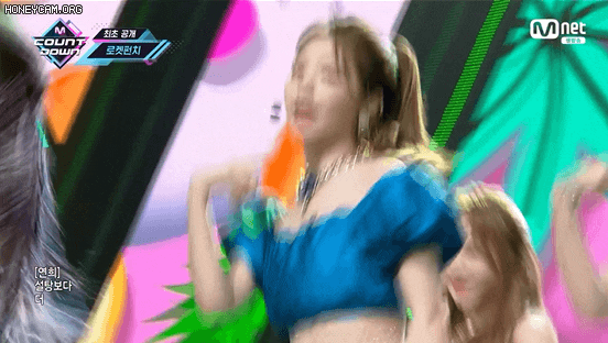 지난주 컴백한 로켓펀치 JUICY 엠카 움짤 .gif | 인스티즈