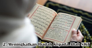 Meningkatkan Ibadah Kepada Allah SWT merupakan salah satu etika merayakan maulid Nabi yang perlu kamu tahu