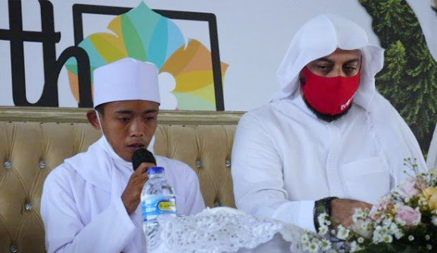 Ini Kisah Hidup Syekh Ali Jaber Yang Sejak 11 Tahun Sudah Menjadi Hafidz 30 Juz Al Qur’an