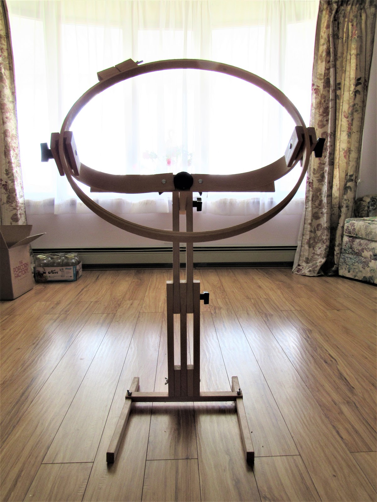 QUILTING WITH AREA 3 Standing Quilting Hoop for Sale