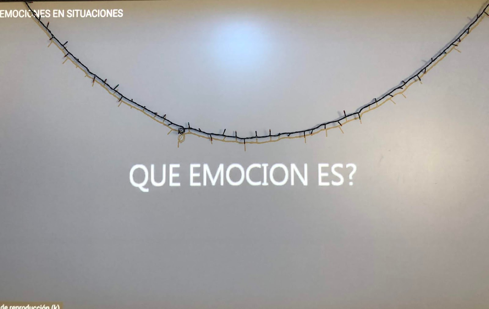 siempreasi@infinito.es: LA CADENA DE LUCES QUE NO VALÍA