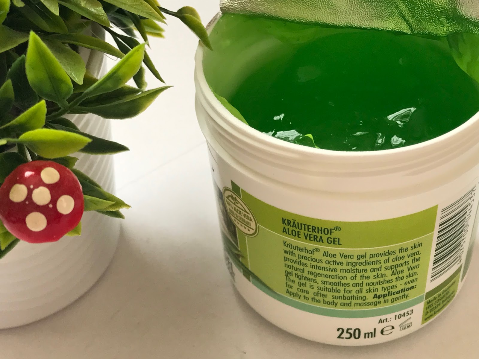 Алоэ помогает от прыщей. Aloe Vera гель гомеопатический. Limancy Aloe Vera Gel. Алоэ биостимулятор.