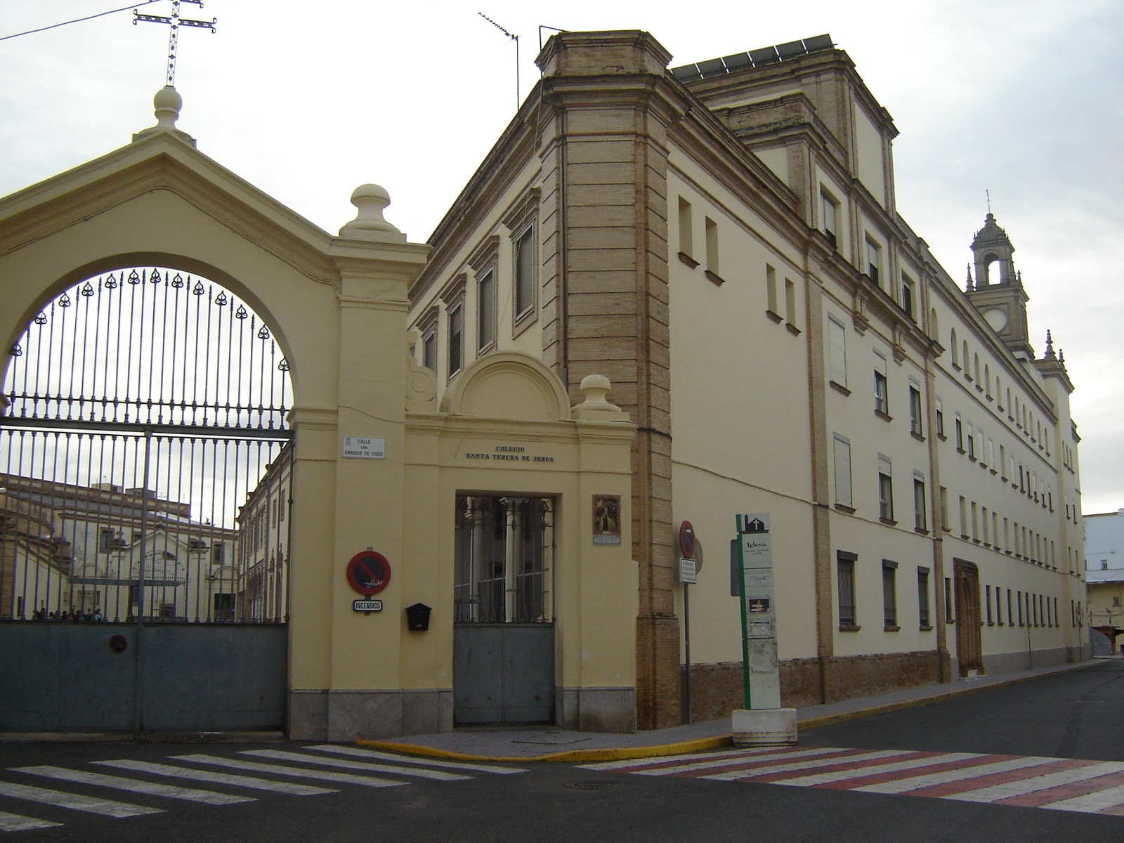 Recinto Sagrado al Corazón de Jesús, en San Juan de Aznalfarache