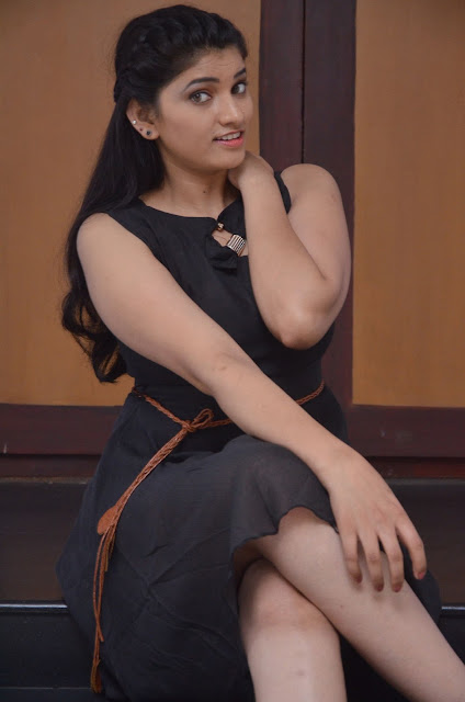 Telugu Actress Kanishka Soni Latest Hot Stills 7