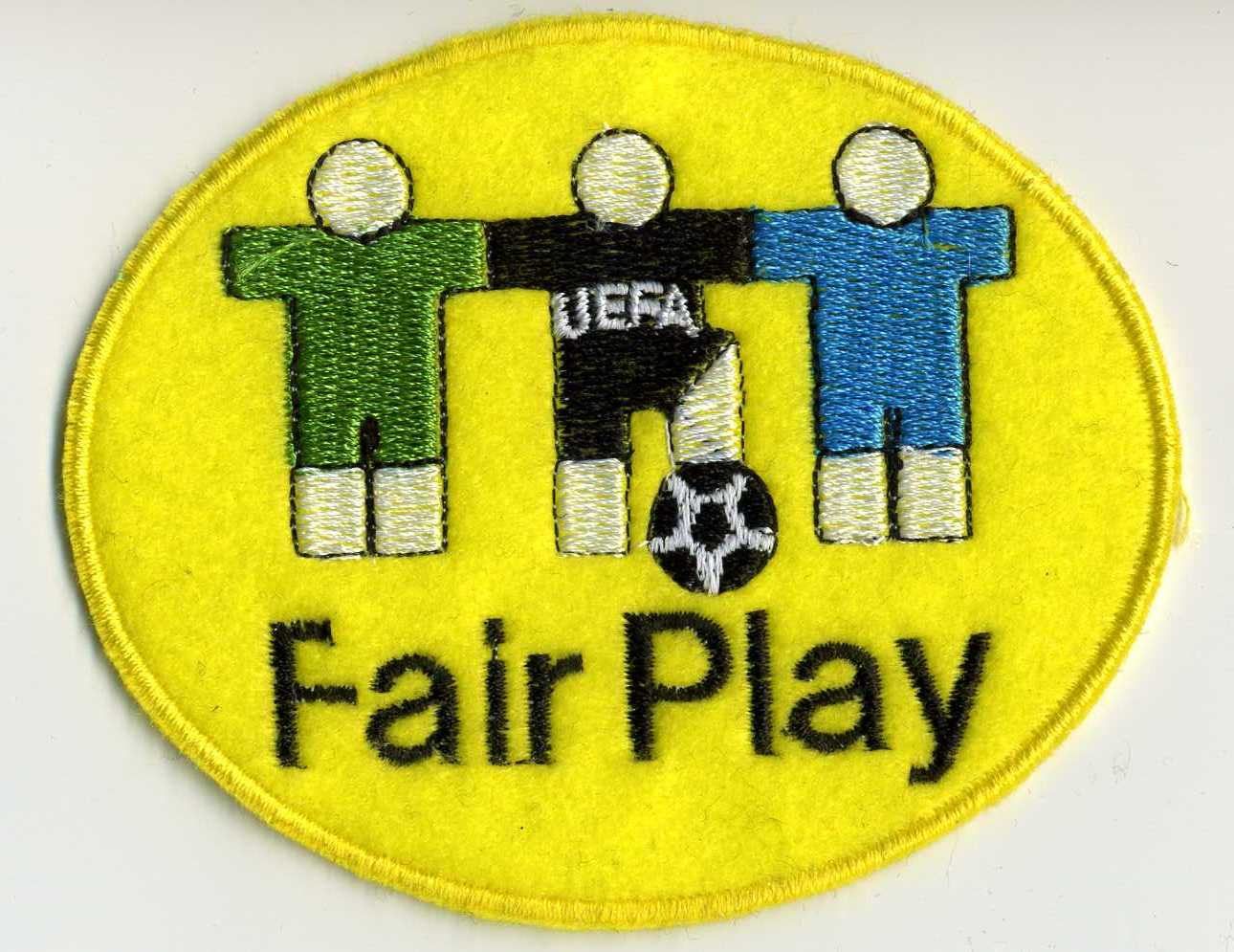 Die Stickerei Wundernadel Aufnäher mit FairPlayLogo