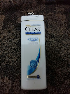 Clear Shampoo Anti Ketombe tampak depan