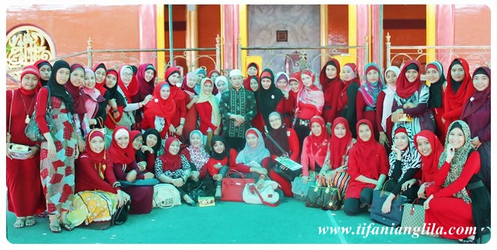 Fashion Styles Hijabers Surabaya +17 - Tifani Anglila