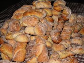 Rosquinha de Nata Feito No Forno de Lenha