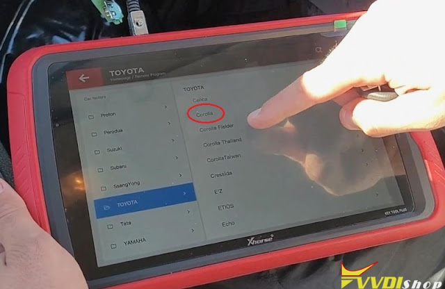 vvdi-key-tool-plus-corolla-2018-remote-3