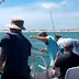 Καρχαρίας επιτέθηκε σε ψαρά την ώρα που τον ψάρευαν (Video)