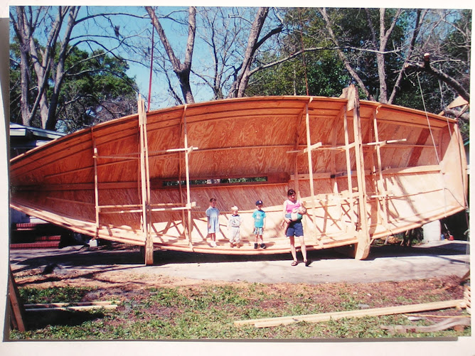 Rolling the hull over, March 1999 Jacksonville, Fl.