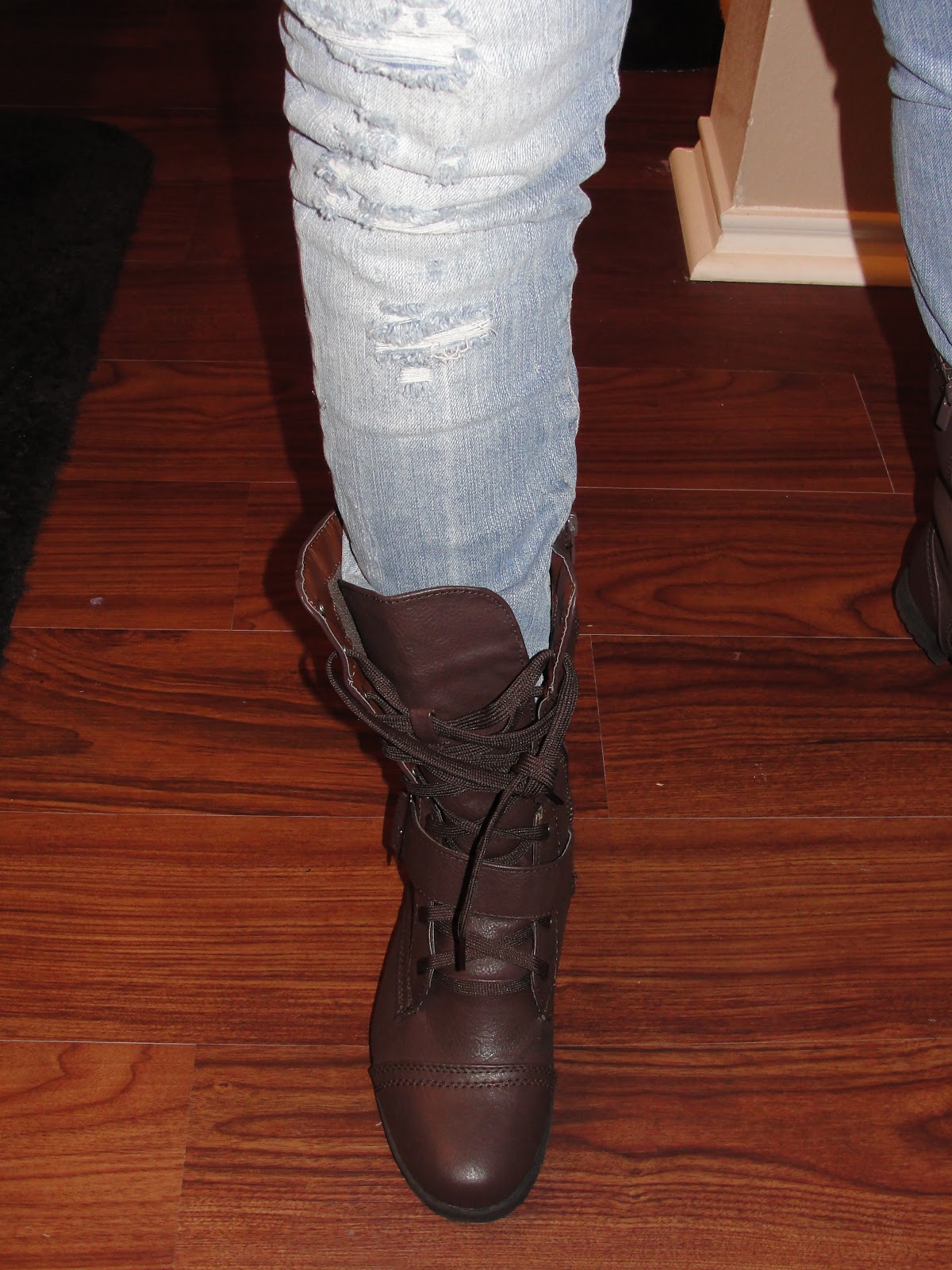 Beauty Guide 101 Lost Posts How to Style Combat Boots